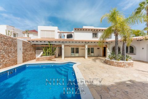 Rækkehus i Cala Vadella, Ibiza, Cala Vadella - € 1.950.000 | Ref: CVE653 - foto 1